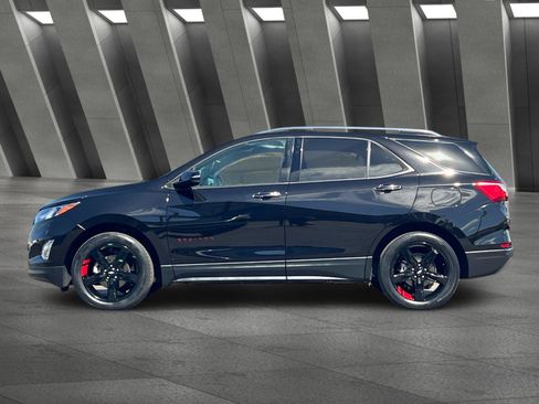 Used 2021 Chevrolet Equinox Premier w/ Redline Edition FWD image 7