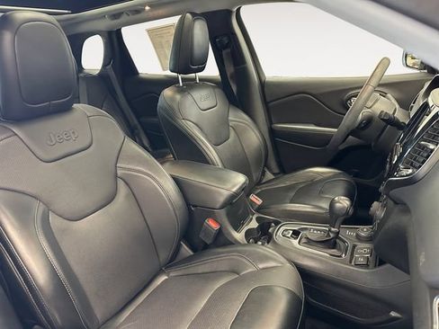 Used 2022 Jeep Cherokee Limited AWD/4WD image 15
