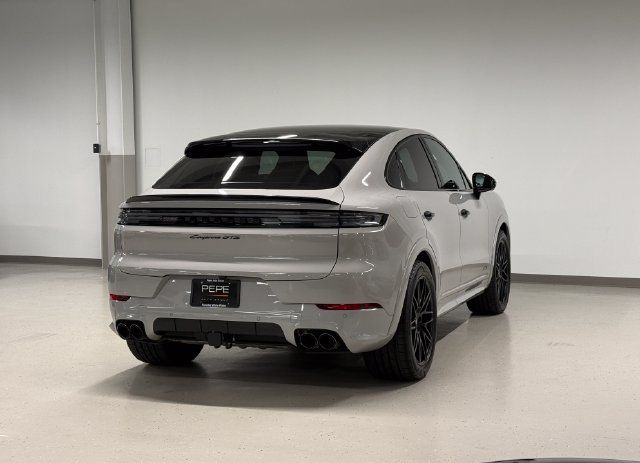 Certified 2026 Porsche Cayenne GTS AWD/4WD image 10