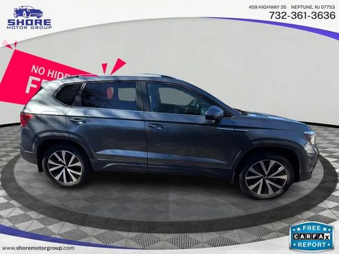 Used 2022 Volkswagen Taos SE image 9