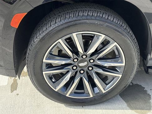 Used 2023 Cadillac Escalade ESV Sport image 31