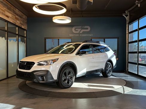 Used 2022 Subaru Outback Onyx Edition XT AWD/4WD image 7