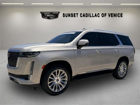 Certified 2023 Cadillac Escalade Premium Luxury AWD/4WD image 7
