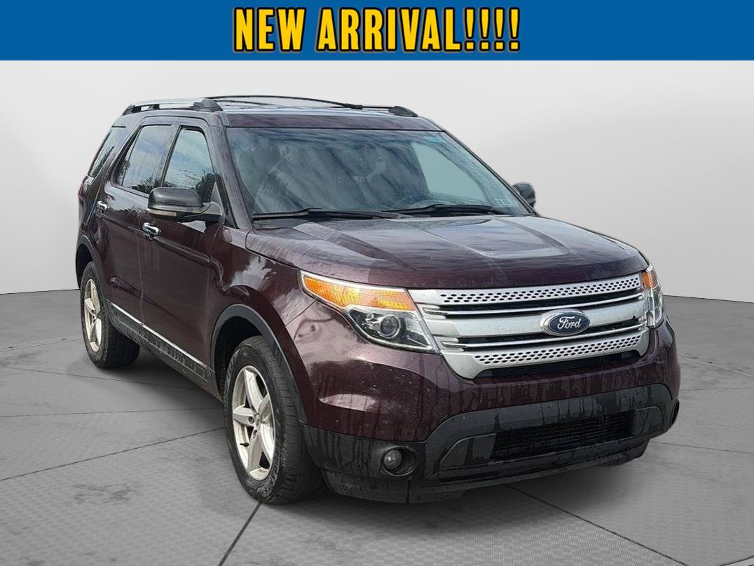 Used 2011 Ford Explorer XLT w/ 202A Rapid Spec Order Code AWD/4WD image 1