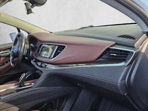 Used 2019 Buick Enclave Avenir image 26