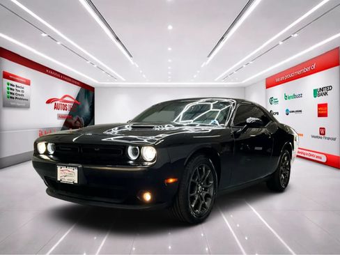 Used 2018 Dodge Challenger GT w/ Driver Convenience Group AWD/4WD image 3
