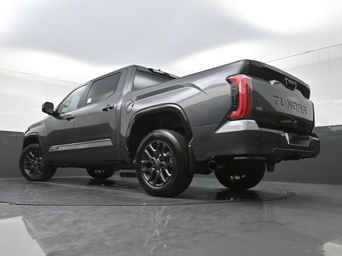 Used 2025 Toyota Tundra Platinum AWD/4WD image 33