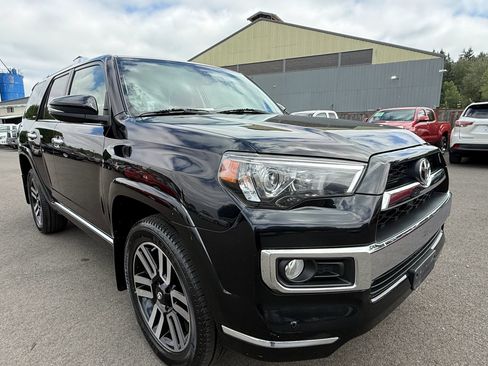 Used 2016 Toyota 4Runner Limited AWD/4WD image 8