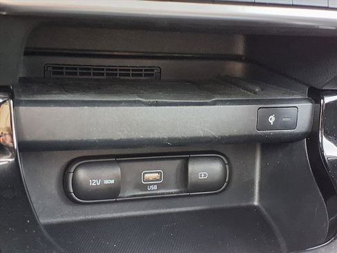 Used 2021 Kia Seltos EX image 19