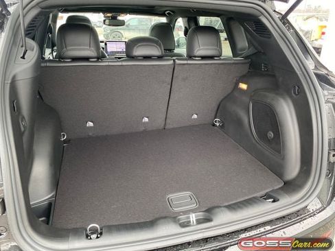 New 2026 Jeep Compass Limited w/ Sun, Sound & Navigation Group image 8