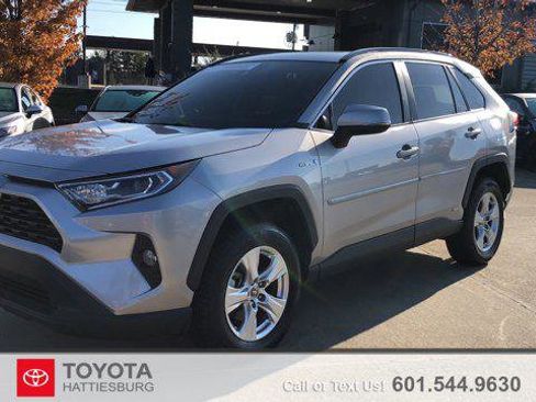 Certified 2021 Toyota RAV4 XLE image 1