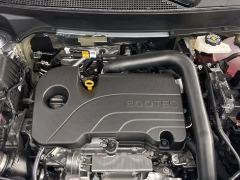 New 2026 Chevrolet Equinox ACTIV FWD image 2