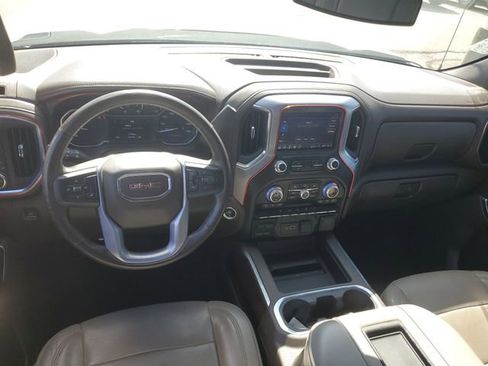 Used 2019 GMC Sierra 1500 SLT w/ SLT Premium Package AWD/4WD image 10