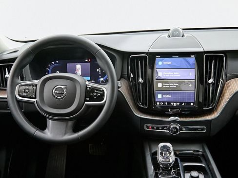 Certified 2023 Volvo XC60 B5 Ultimate image 27