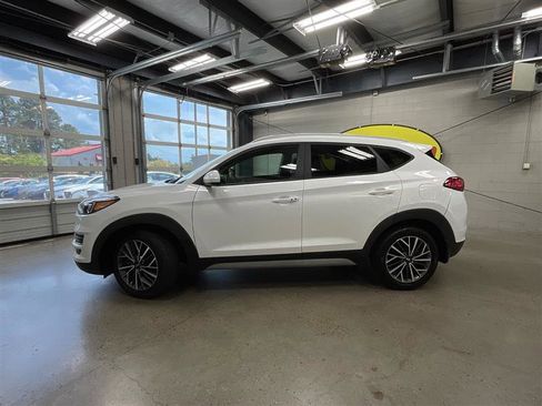 Used 2021 Hyundai Tucson SEL w/ Cargo Package image 2