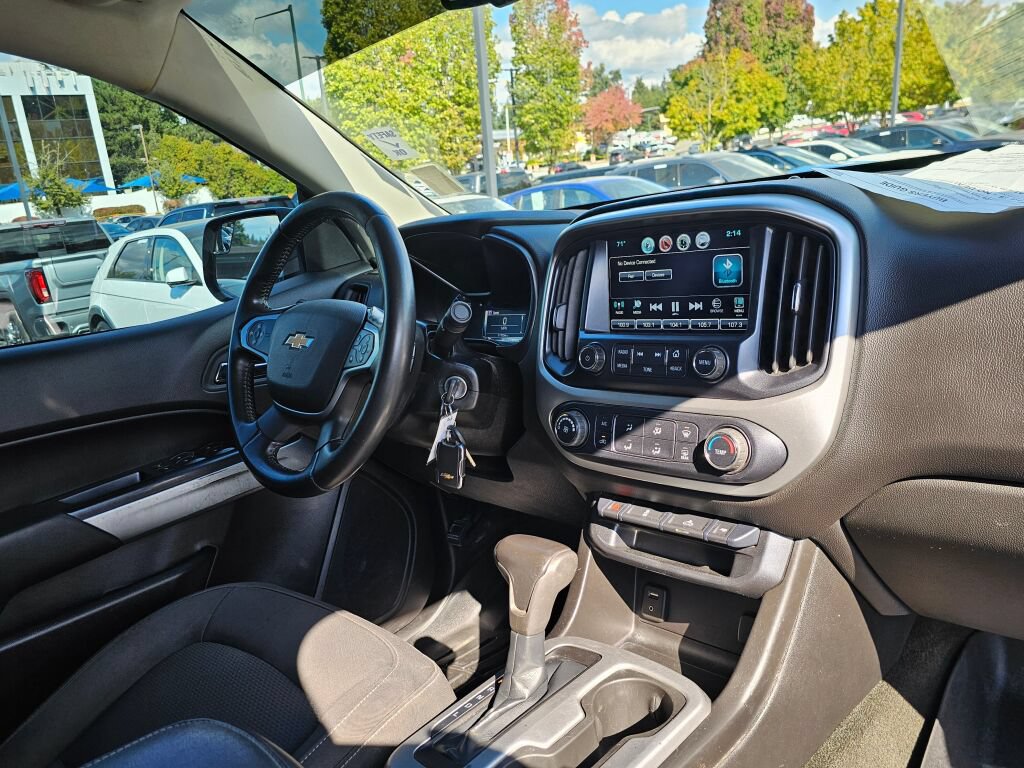 Used 2017 Chevrolet Colorado LT w/ LT Convenience Package AWD/4WD image 31