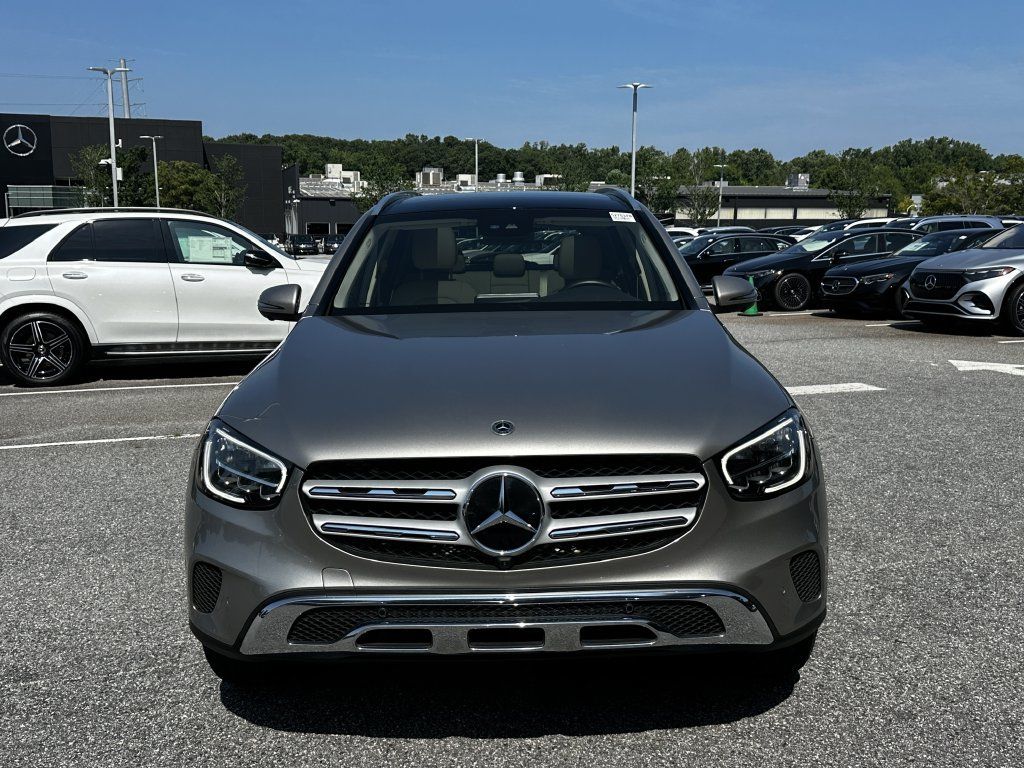 Certified 2021 Mercedes-Benz GLC 300 image 3