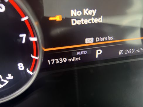 Used 2023 Nissan Rogue SV w/ SV Premium B Package image 4