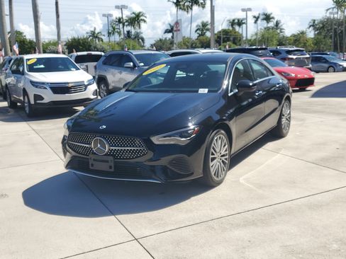Used 2025 Mercedes-Benz CLA 250 image 7