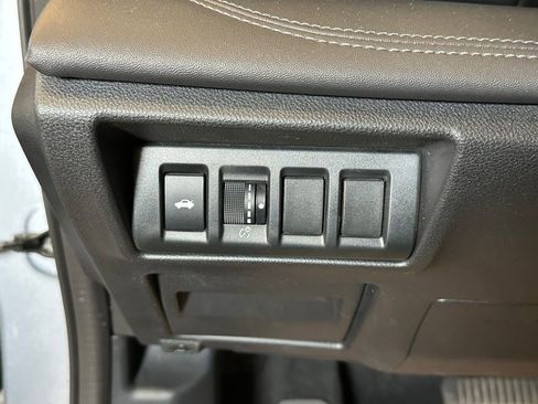 Used 2022 Subaru Legacy Limited w/ Popular Package #2 AWD/4WD image 17