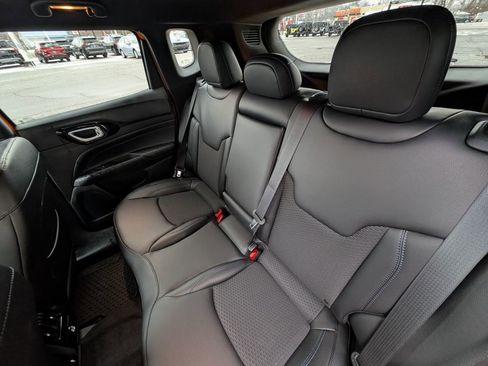 New 2026 Jeep Compass Latitude image 17