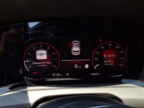 Used 2022 Volkswagen GTI SE FWD image 13
