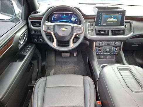 Used 2024 Chevrolet Suburban High Country w/ Premium Package AWD/4WD image 12
