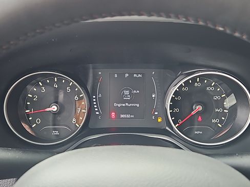 Used 2018 Jeep Compass Latitude w/ Cold Weather Group AWD/4WD image 23