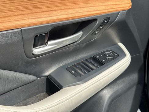 Used 2026 Toyota Grand Highlander AWD image 21