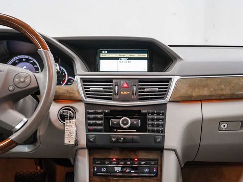 Used 2011 Mercedes-Benz E 350 Sedan image 13
