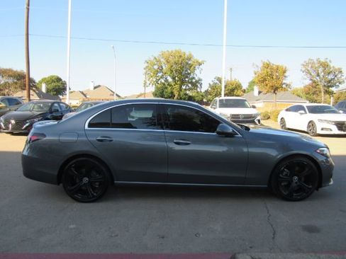 Used 2023 Mercedes-Benz C 300 Sedan image 5