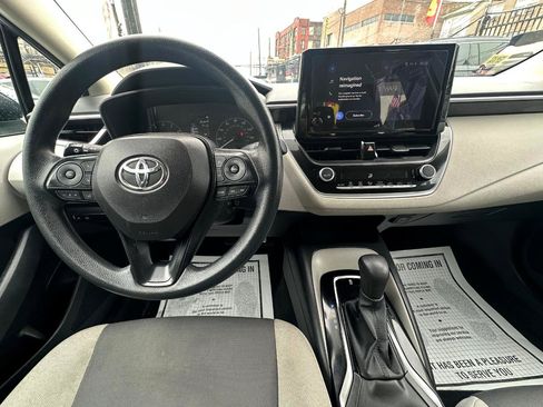Used 2024 Toyota Corolla LE FWD image 10