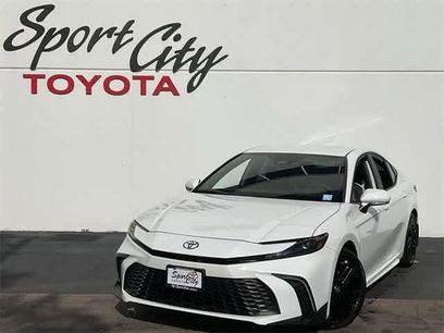 Used 2025 Toyota Camry SE