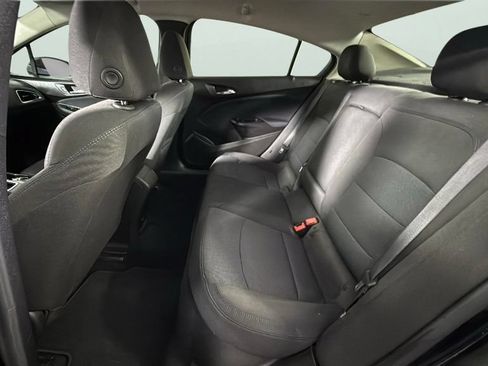 Used 2017 Chevrolet Cruze LT w/ Convenience Package FWD image 23