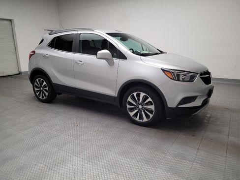 Used 2021 Buick Encore Preferred image 11