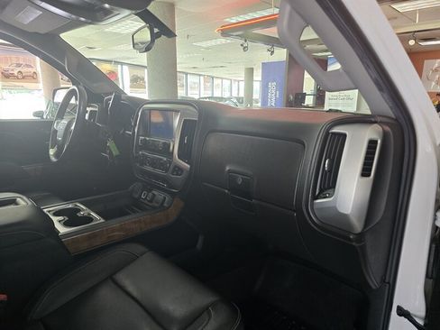 Used 2014 GMC Sierra 1500 SLT w/ Suspension Package, Off-Road AWD/4WD image 13