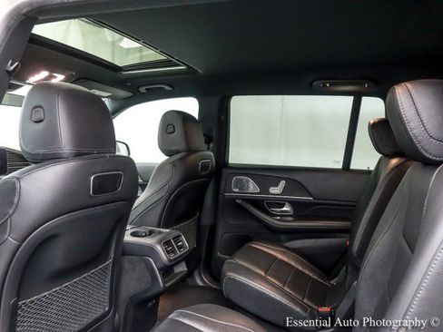 Used 2020 Mercedes-Benz GLS 450 4MATIC image 15