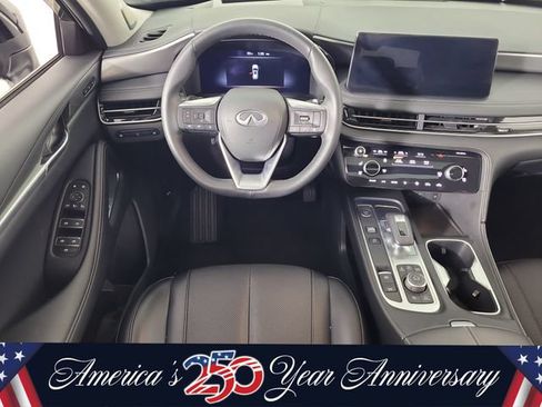Certified 2025 INFINITI QX60 Luxe w/ Vision Package AWD/4WD image 9
