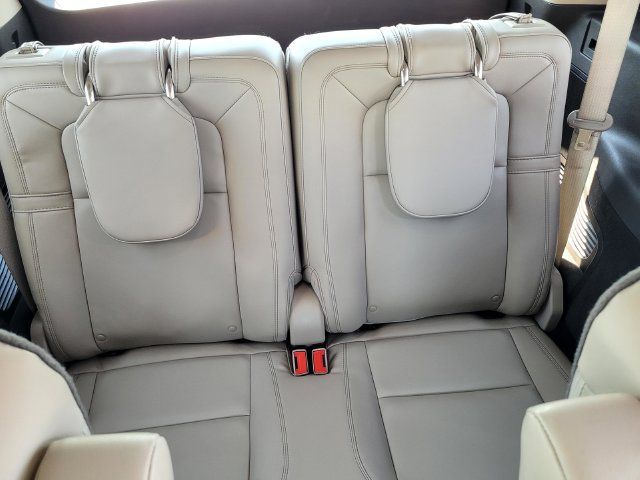 Certified 2023 Lincoln Aviator Reserve w/ Equipment Group 201A AWD/4WD image 14