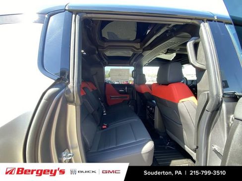 New 2026 GMC Hummer EV 3X w/ Carbon Fiber Edition Package AWD/4WD image 23