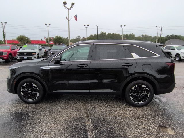 Used 2024 Kia Sorento S w/ Panoramic Sunroof Package FWD image 7