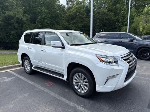 Used 2019 Lexus GX 460 Premium AWD/4WD image 5