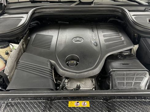 Used 2022 Mercedes-Benz GLS 450 4MATIC image 41