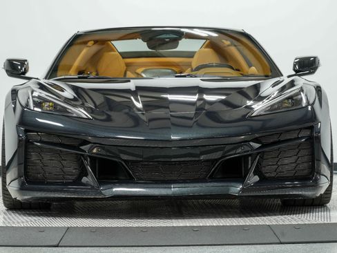 Used 2024 Chevrolet Corvette Z06 image 6