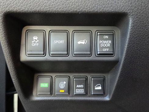 Used 2016 Nissan Rogue SL w/ SL Premium Package image 25