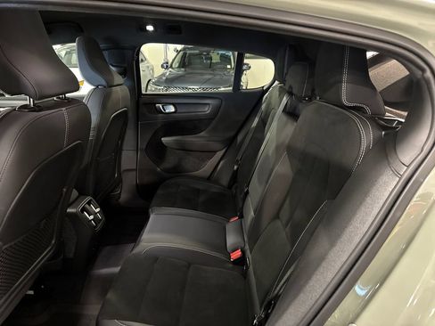 Used 2023 Volvo C40 P8 Recharge Ultimate AWD/4WD image 22