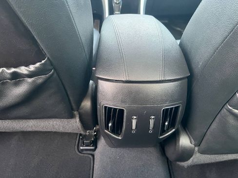 Used 2013 Hyundai Sonata Limited w/ Premium Pkg FWD image 38