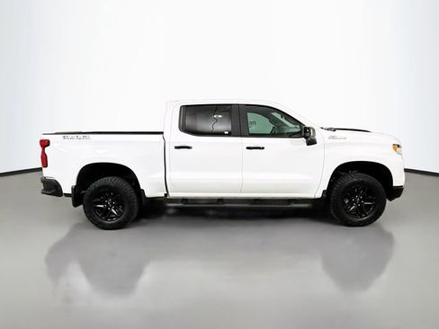 Used 2024 Chevrolet Silverado 1500 LT Trail Boss w/ Convenience Package II AWD/4WD image 10