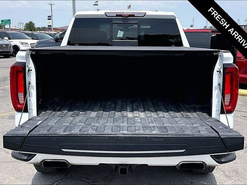 Used 2020 GMC Sierra 1500 AT4 w/ Off-Road Performance Package AWD/4WD image 16