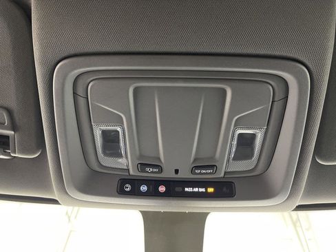 Used 2023 GMC Sierra 2500 SLE w/ SLE Convenience Package image 29